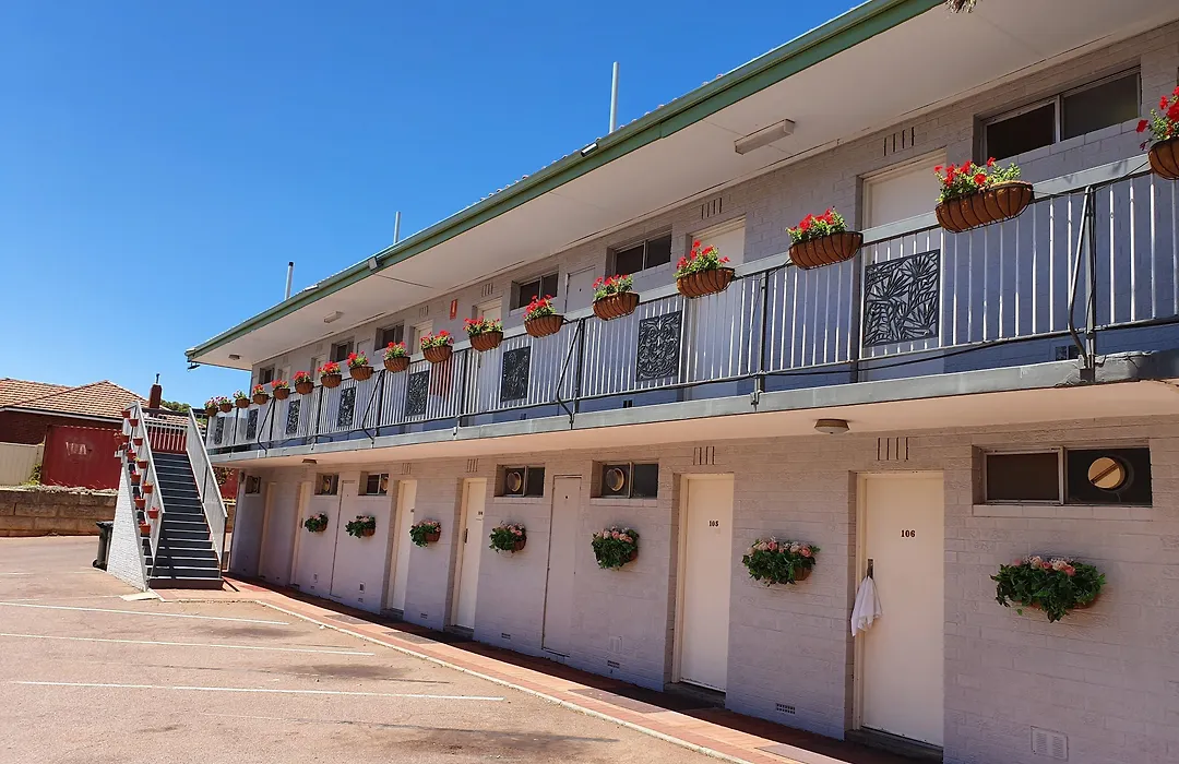 Econo Lodge Rivervale-1