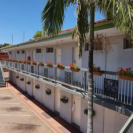Econo Lodge Rivervale-3